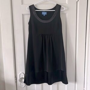 VERA WANG Knee-length black dress sz 4